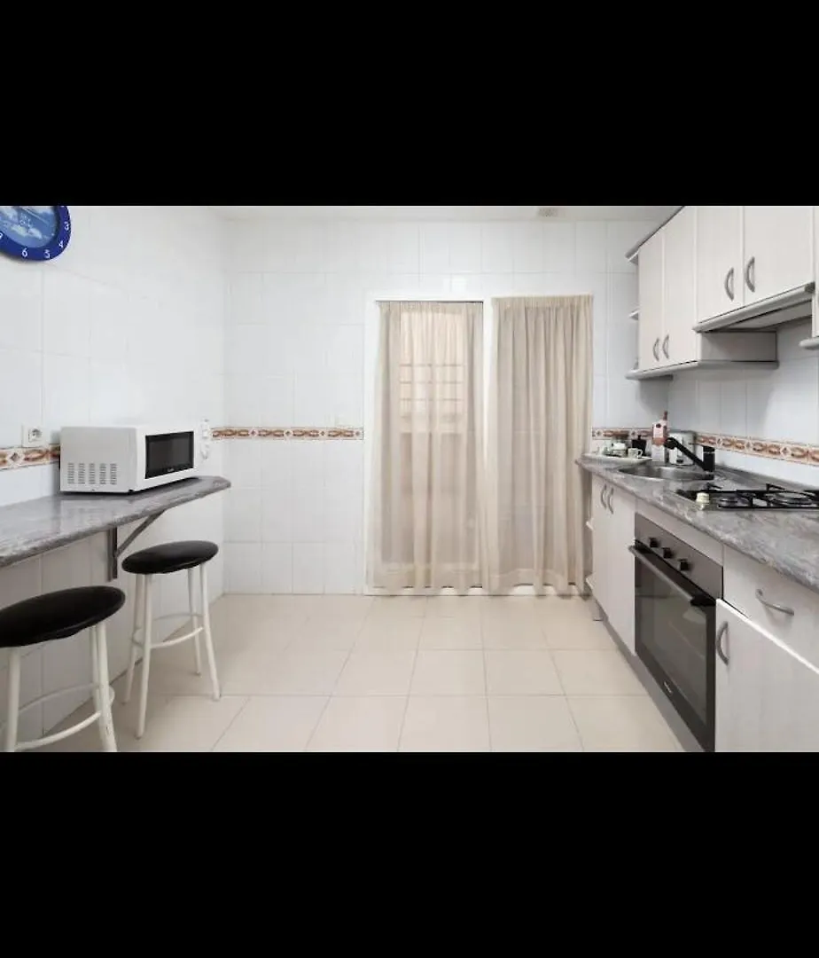 Bajo En Nerja Apartment