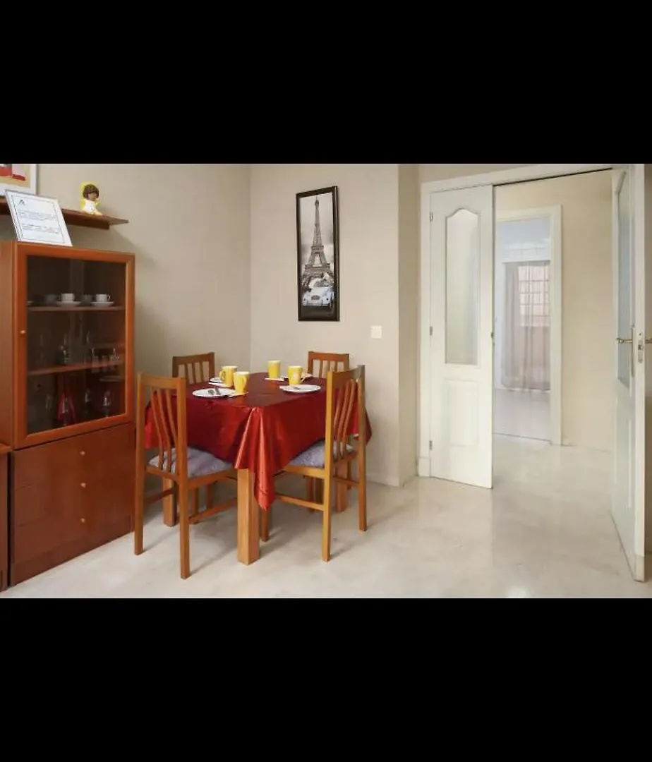Bajo En Nerja Apartment