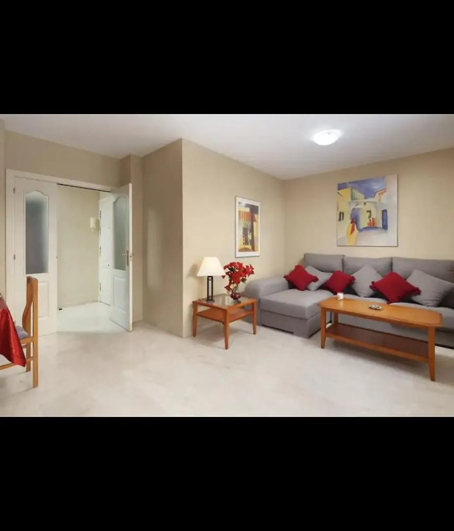 Bajo En Nerja Apartment 0*,